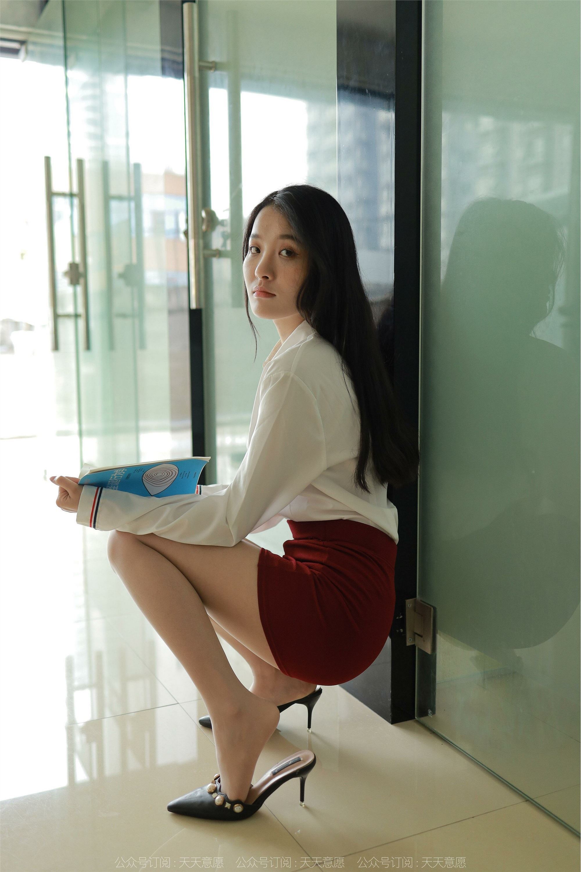 IESS异思趣向 2022.06.10 丝享家 1113：婉萍《财务部美女》